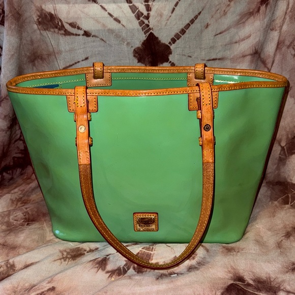 Dooney and Bourke sea foam tote - Picture 1 of 9